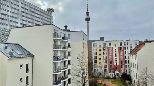 Apartments in Berlin Mitte - photo 2