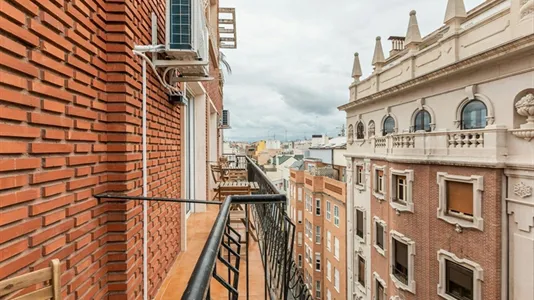 Rooms in Valencia L'Eixample - photo 9