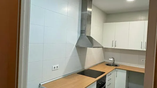 Rooms in Barcelona Ciutat Vella - photo 6