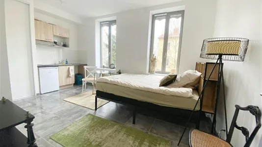 Apartments in Lyon - photo 4
