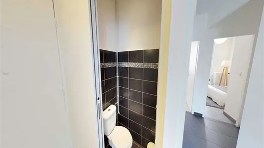 Rooms in Lyon - photo 4