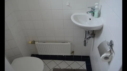 Rooms in Vienna Favoriten - photo 8