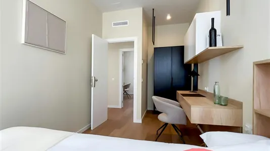 Rooms in Madrid Chamberí - photo 4