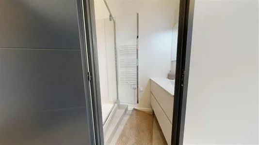 Rooms in Lyon - photo 3