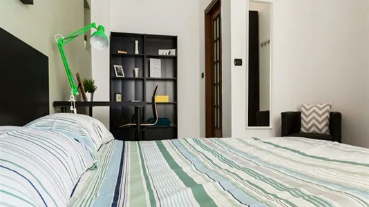 Rooms in Milano Zona 4 - Vittoria, Forlanini - photo 1