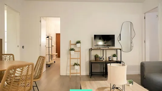 Rooms in Madrid Chamberí - photo 10