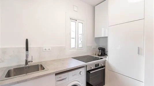 Apartments in Barcelona Eixample - photo 6