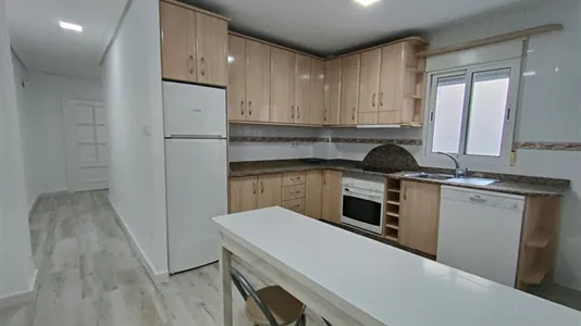 Rooms in Murcia - photo 3