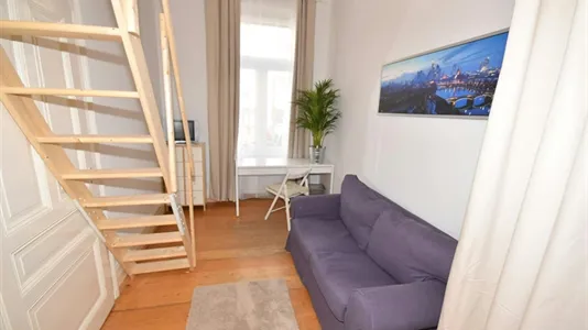 Rooms in Location is not specified - photo 1