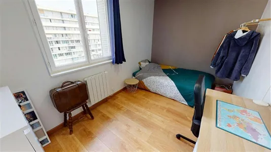 Rooms in Grenoble - photo 1