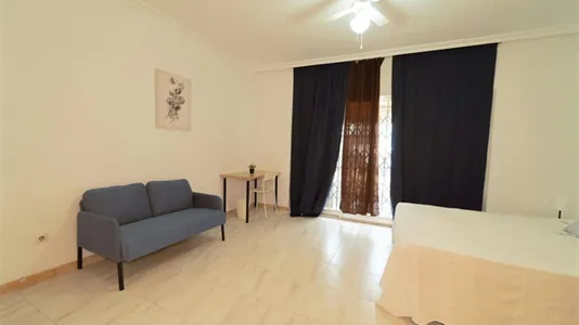 Rooms in Hacienda de Su Eminencia - photo 2