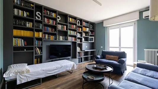 Apartments in Milano Zona 8 - Fiera, Gallaratese, Quarto Oggiaro - photo 5