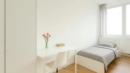 Rooms in Berlin Charlottenburg-Wilmersdorf - photo 1