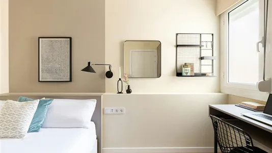 Rooms in Barcelona Sarrià-St. Gervasi - photo 1