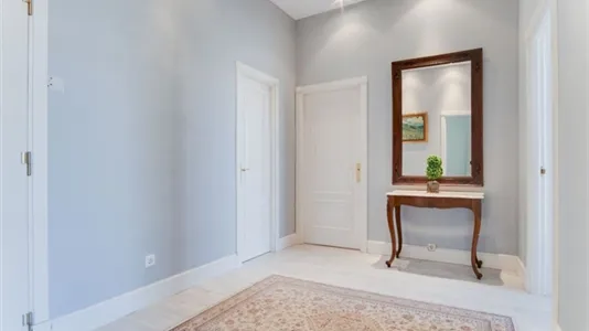 Rooms in Madrid Centro - photo 7