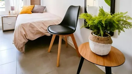 Rooms in Valencia Ciutat Vella - photo 6