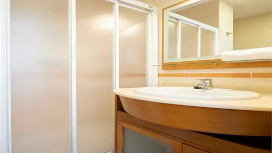 Rooms in Madrid Tetuán - photo 10