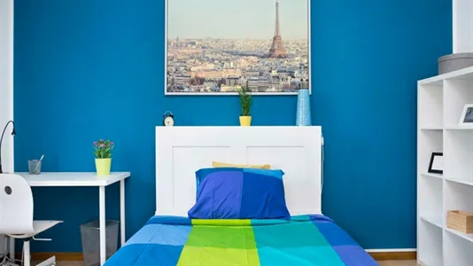 Rooms in Milano Zona 8 - Fiera, Gallaratese, Quarto Oggiaro - photo 5