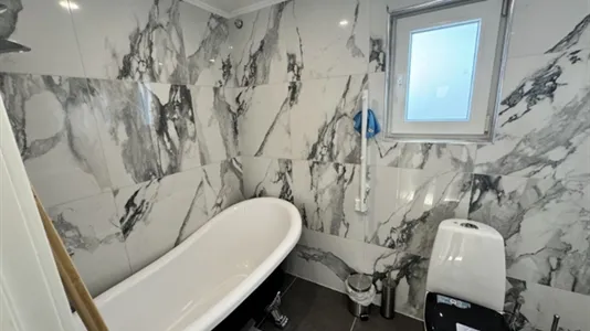 Houses in Uddevalla - photo 5