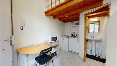 Apartment for rent in Avignon, Provence-Alpes-Côte d'Azur