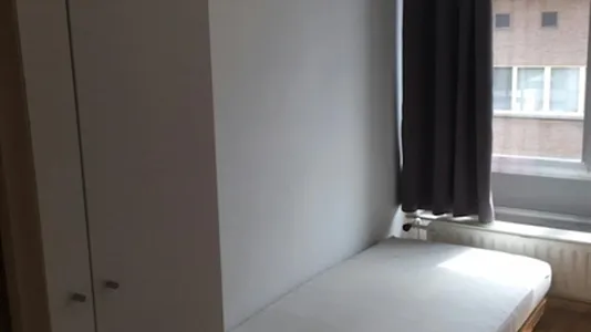 Houses in Drogenbos - photo 10