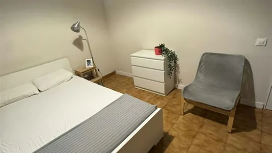 Rooms in Barcelona Eixample - photo 8