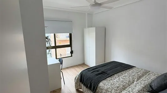 Rooms in Beniparrell - photo 1