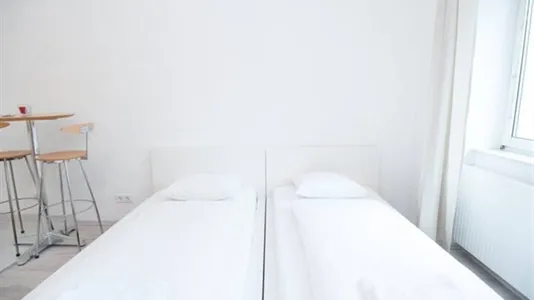 Apartments in Vienna Alsergrund - photo 4