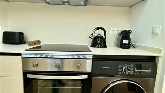 Rooms in Madrid Retiro - photo 9