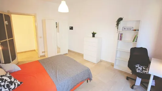 Rooms in Lecco - photo 4