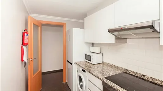 Rooms in Valencia Algirós - photo 10