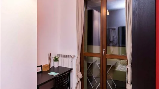 Rooms in Milano Zona 5 - Vigentino, Chiaravalle, Gratosoglio - photo 2