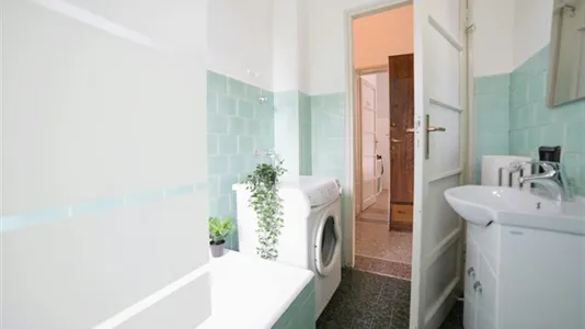 Rooms in Lecco - photo 10