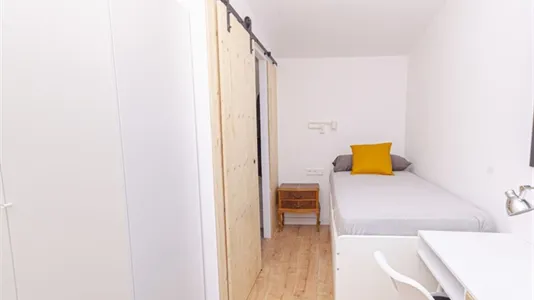 Rooms in Barcelona Gràcia - photo 6