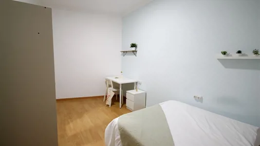 Rooms in Barcelona Sant Andreu - photo 2