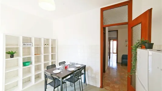 Rooms in Lecco - photo 10