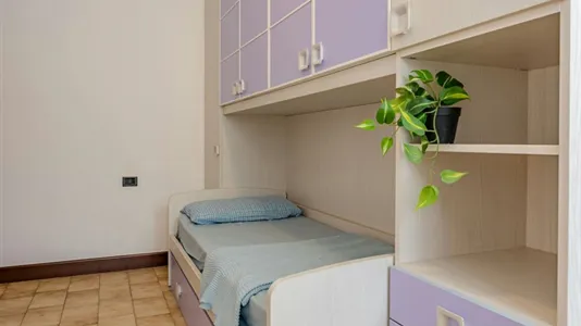 Rooms in Milano Zona 5 - Vigentino, Chiaravalle, Gratosoglio - photo 4