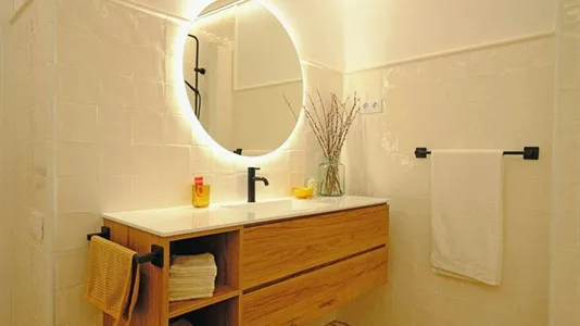 Rooms in Barcelona Ciutat Vella - photo 6