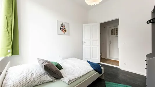 Rooms in Berlin Charlottenburg-Wilmersdorf - photo 3