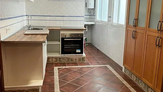 Rooms in Huelva - photo 9