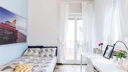 Room for rent in Milano Zona 6 - Barona, Lorenteggio, Milan