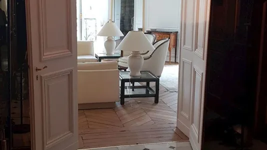 Apartments in Paris 8ème arrondissement - photo 5