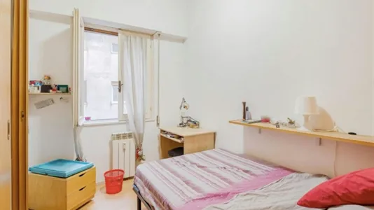 Apartments in Roma Municipio VIII – Appia Antica - photo 3