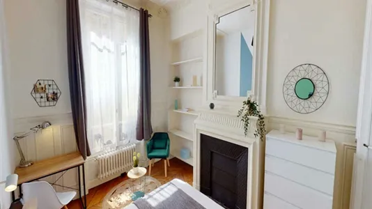 Rooms in Paris 17ème arrondissement - photo 4