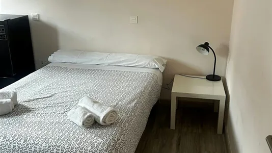 Rooms in León - photo 1