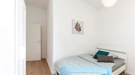 Rooms in Berlin Charlottenburg-Wilmersdorf - photo 3