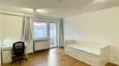 Room for rent, Munich, &lt;span class=&quot;blurred street&quot; onclick=&quot;ProcessAdRequest(12377146)&quot;&gt;&lt;span class=&quot;hint&quot;&gt;See streetname&lt;/span&gt;[xxxxxxxxxxxxx]&lt;/span&gt;