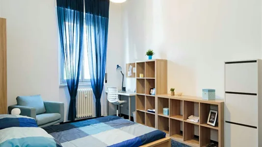 Rooms in Milano Zona 8 - Fiera, Gallaratese, Quarto Oggiaro - photo 3