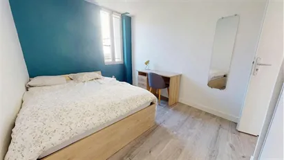 Room for rent in Nîmes, Occitanie