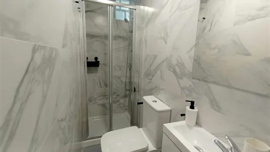 Rooms in Granada - photo 5